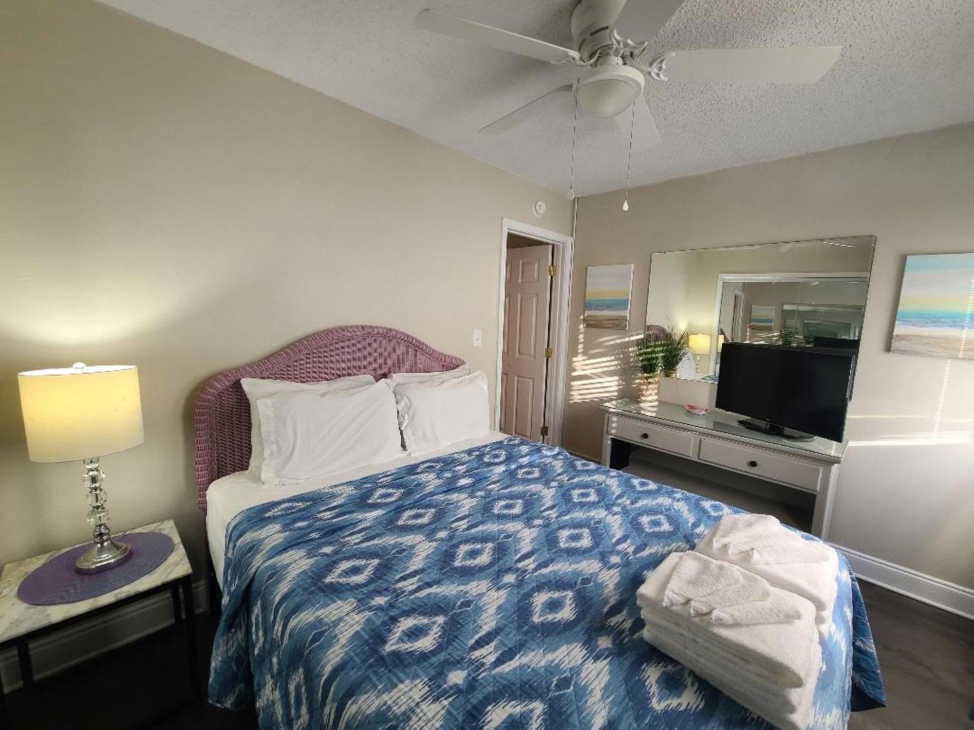 Cozy Condo Just Steps To The Beach, Unit 2 - Sleeps 4 Галф Шорс Екстериор снимка