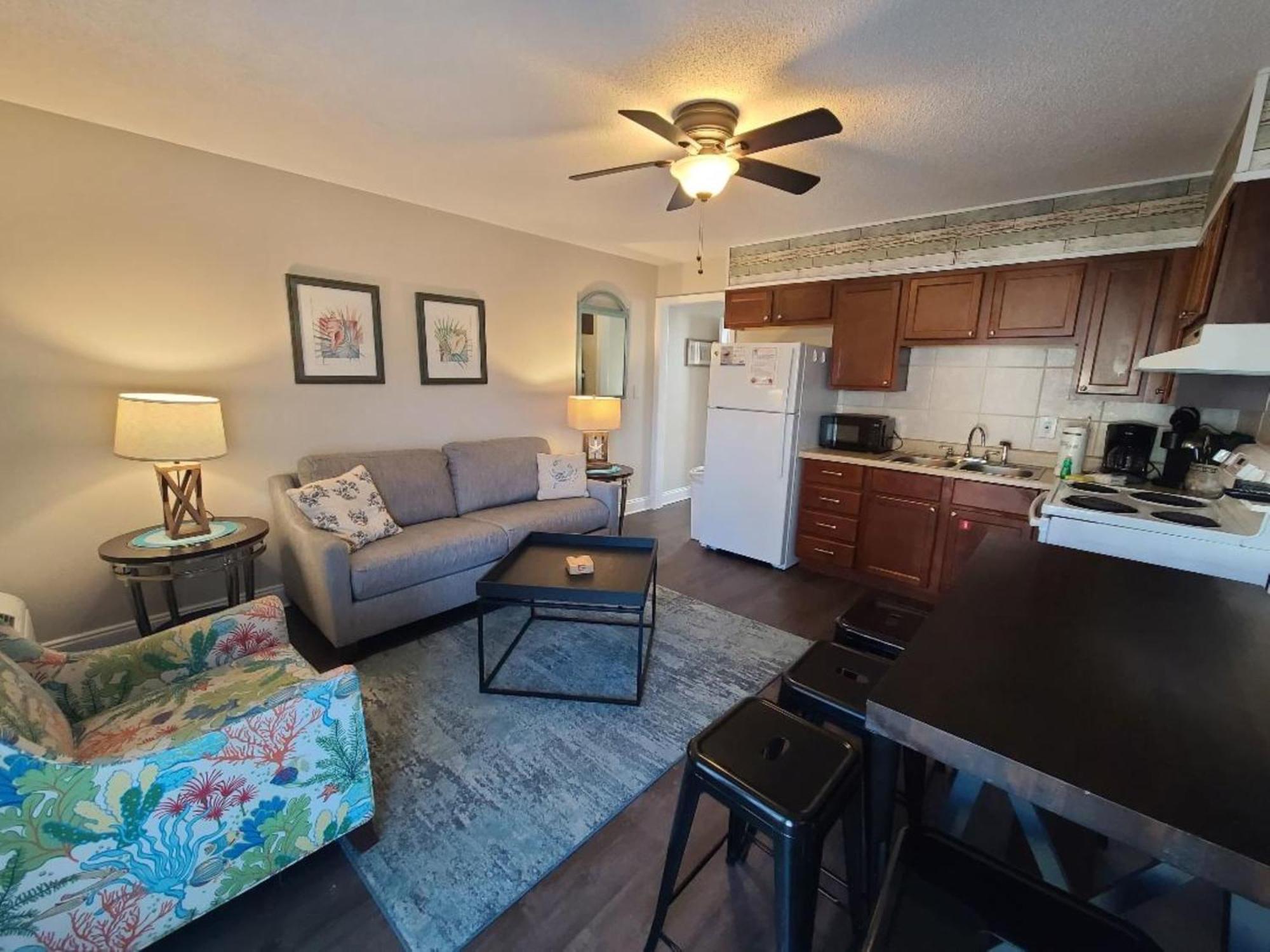Cozy Condo Just Steps To The Beach, Unit 2 - Sleeps 4 Галф Шорс Екстериор снимка